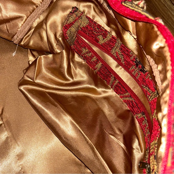 Tapestry Travel Bag Large Burgandy Embroidered Gold Boho Fringed Trim With Strap - Picture 9 of 12